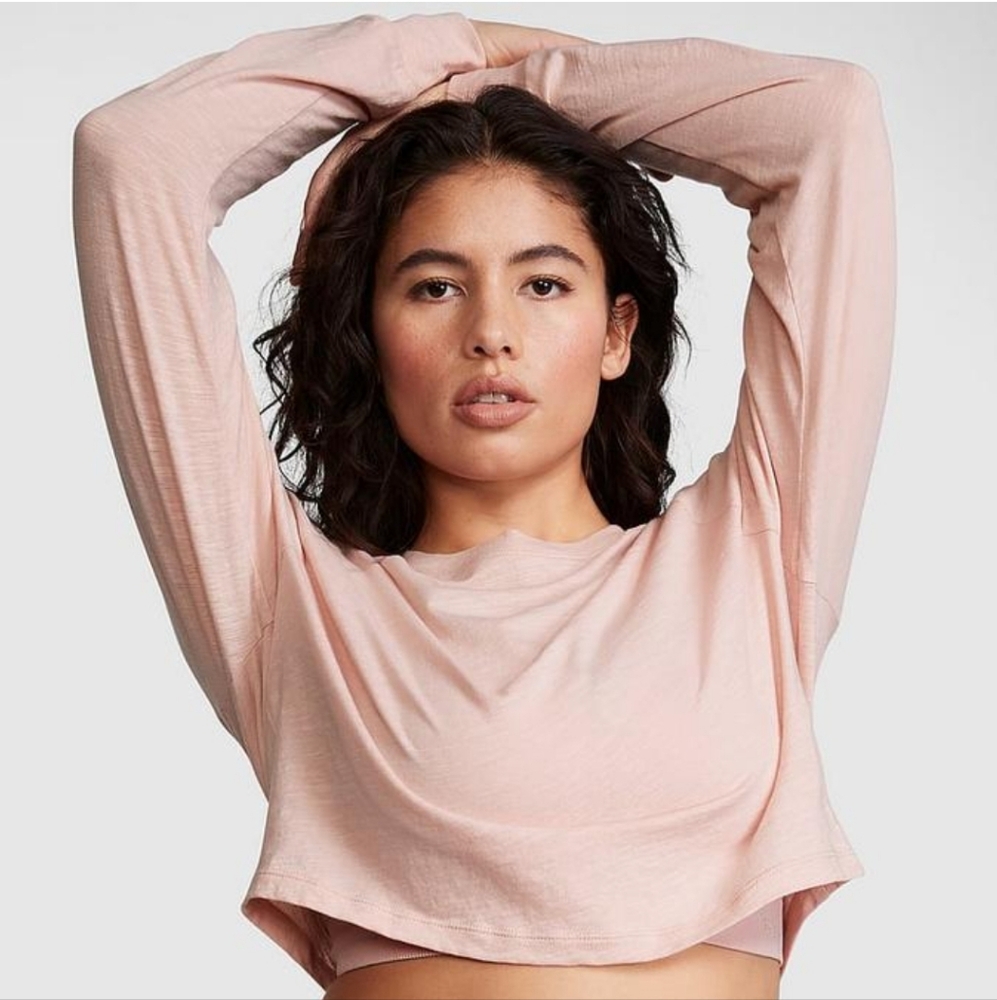 PINK Victoria's Secret Premium Cotton Long Sleeve Cropped Tee Shirt